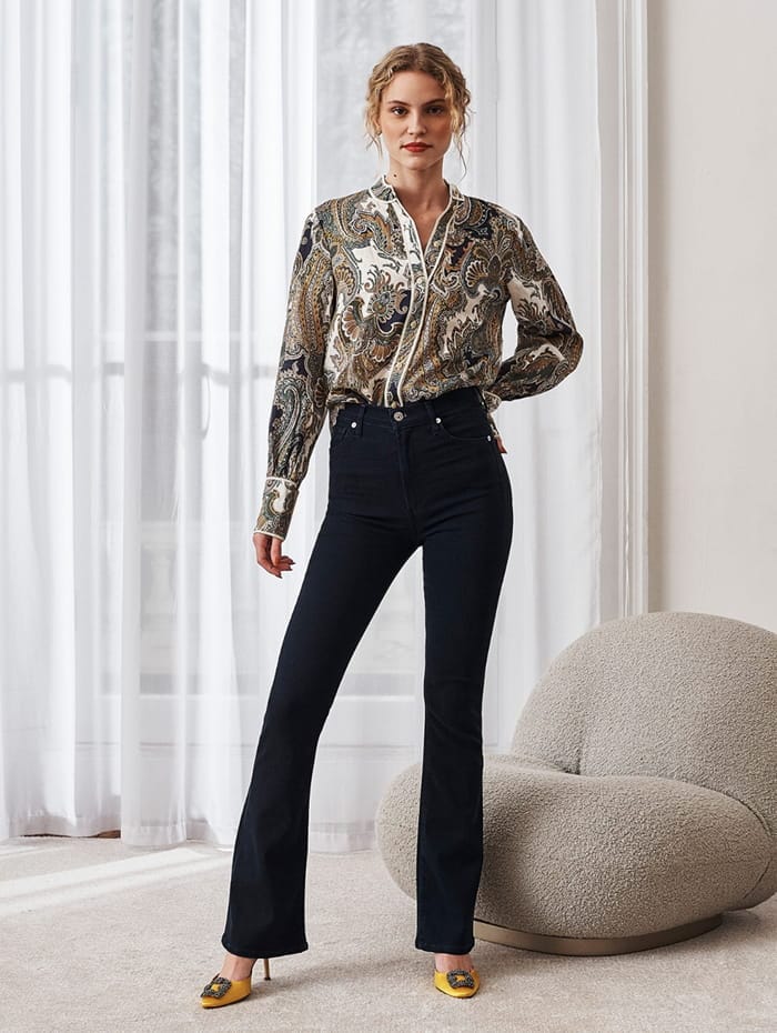 Flare pants outfit 2019 best sale